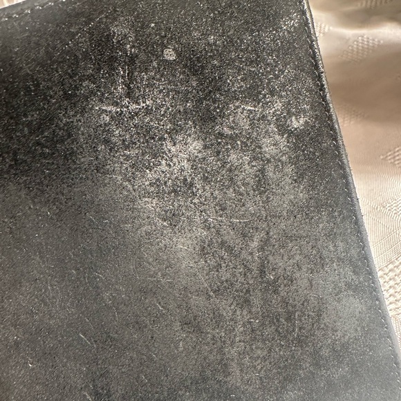 Gucci suede and leather black bifold wallet gold trim 4” x 5” unisex - Picture 11 of 15